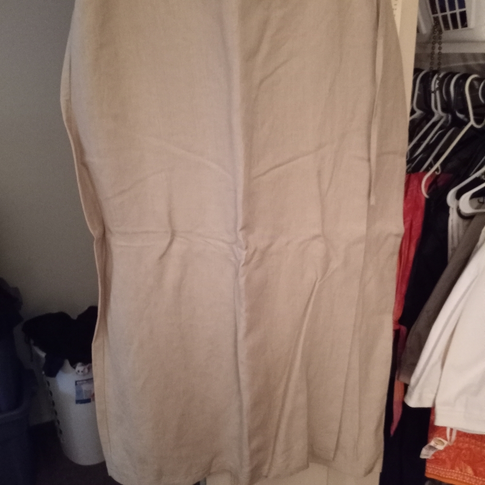 Skirts - Picture 2 of 2